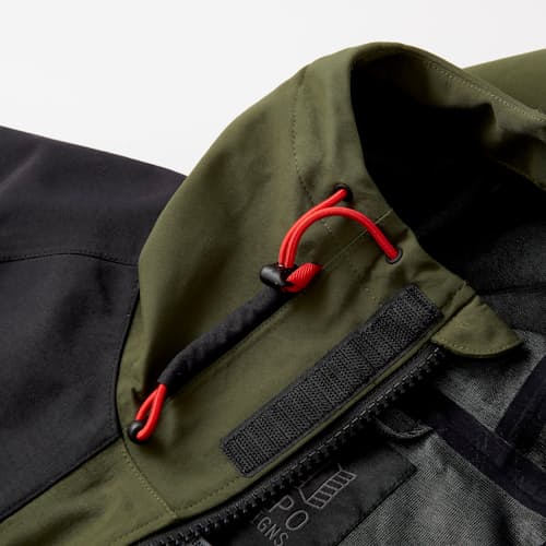 laydown image of Mountain Parka