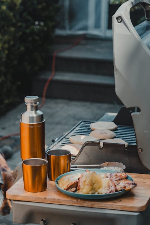 lifestyle image of Firelight 750 Flask