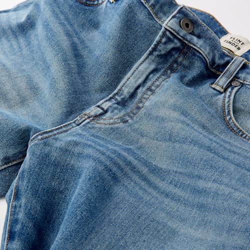 laydown detail image of Everyday Stretch Denim - Slim