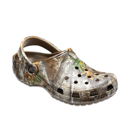 laydown image of Classic Realtree Edge Clog