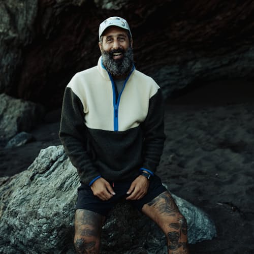 lifestyle image of Trail Fleece Pullover