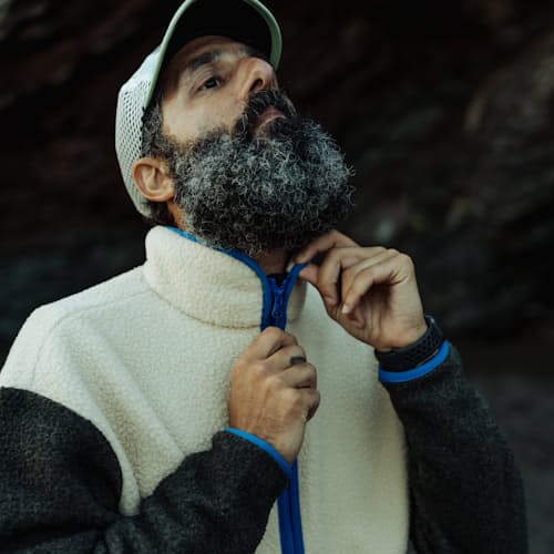lifestyle image of Trail Fleece Pullover