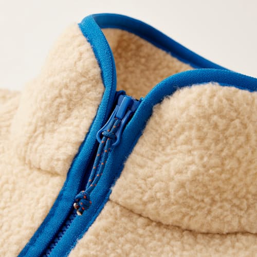 laydown image of Trail Fleece Pullover