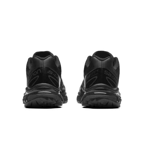 laydown image of XT-6 Hiking Sneaker
