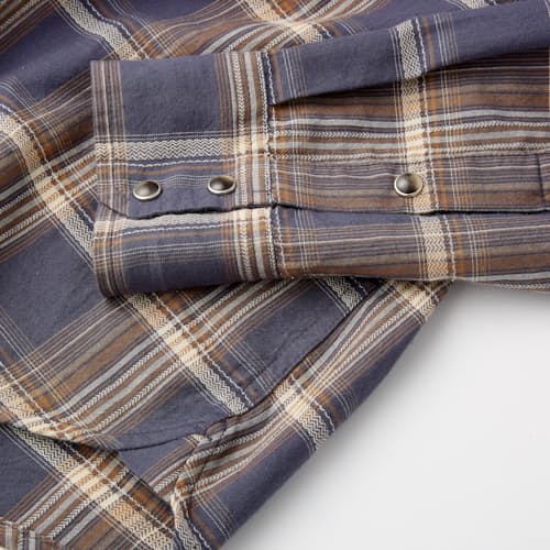lifestyle image of Rodeo Long Sleeve Snapshirt