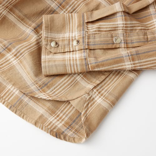 laydown image of Rodeo Long Sleeve Snapshirt