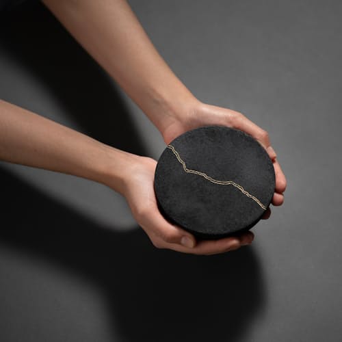 laydown image of Teno Light & Speaker