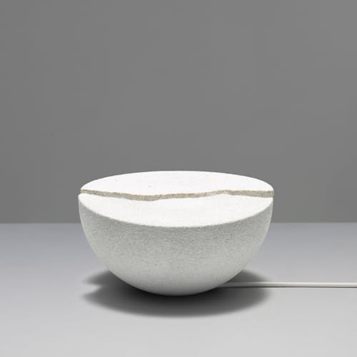 laydown image of Teno Light & Speaker