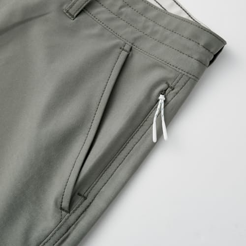 lifestyle image of Hybrid Cruiser Short - 9"