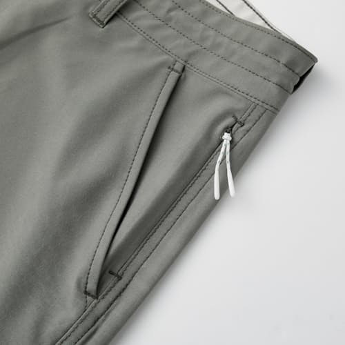 lifestyle image of Hybrid Cruiser Short - 7.5"
