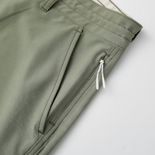 lifestyle image of Hybrid Cruiser Short - 7.5"