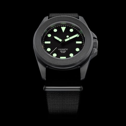 laydown image of UC4 Watch
