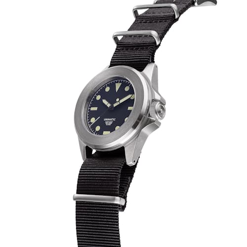 laydown image of UC4 Watch