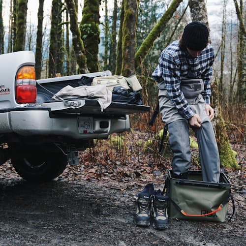 laydown image of Collapsible Gear Bag - 70L