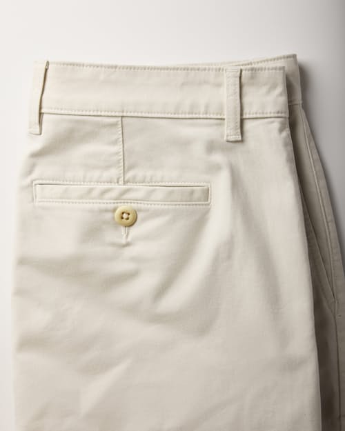 laydown detail image of 365 Chino Short - 9"