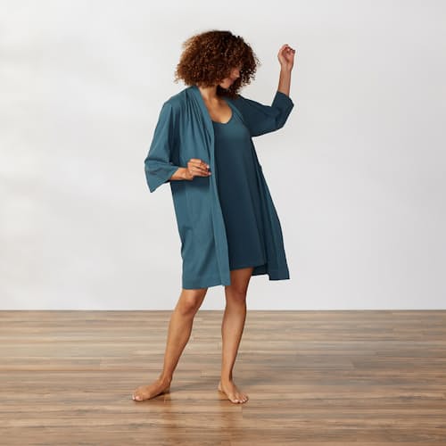 laydown image of Women's Solstice Organic Short Robe