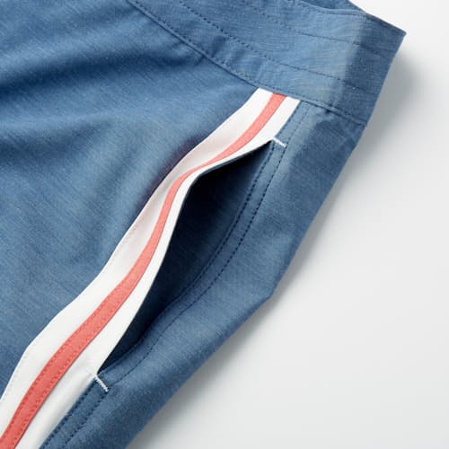 laydown image of Retro Surf Stripe Board Short - 7"