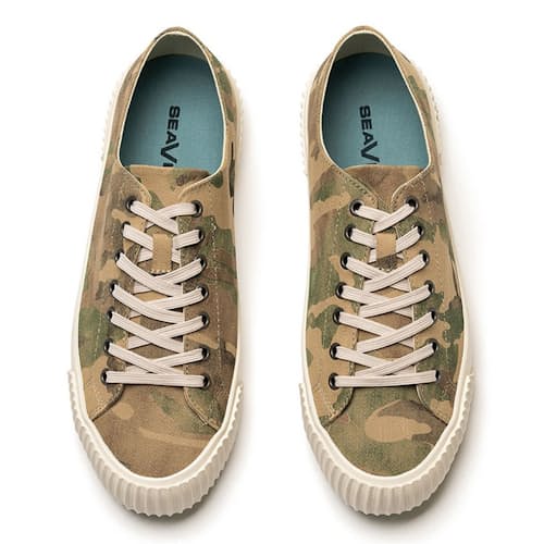 laydown image of Darby Sneaker