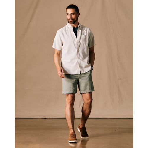 on model image of Wrinkle-Free Linen Short Sleeve Shirt