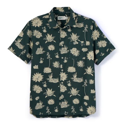 laydown image of Easy Collar Short Sleeve Shirt