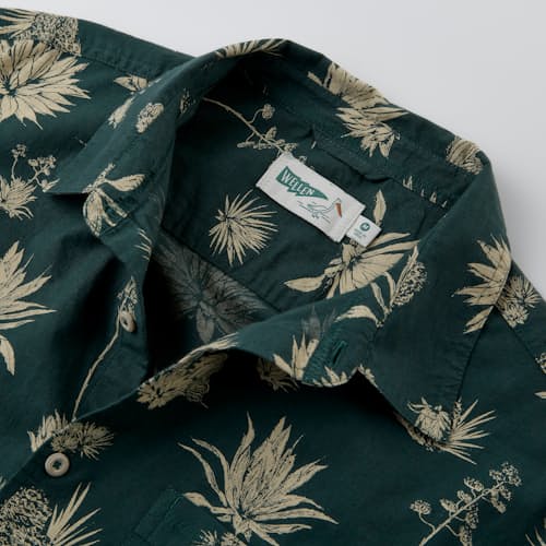 laydown image of Easy Collar Short Sleeve Shirt