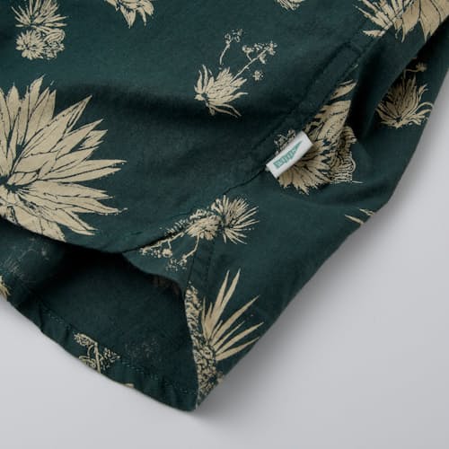 laydown image of Easy Collar Short Sleeve Shirt