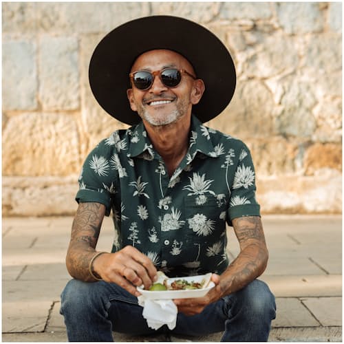 laydown image of Easy Collar Short Sleeve Shirt