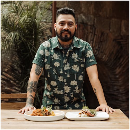 laydown image of Easy Collar Short Sleeve Shirt