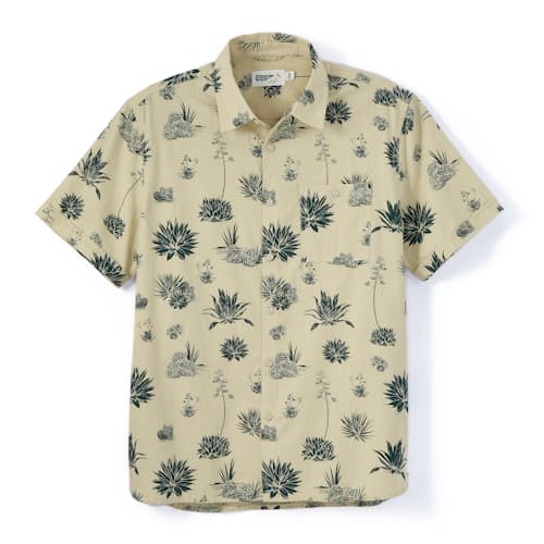laydown image of Easy Collar Short Sleeve Shirt