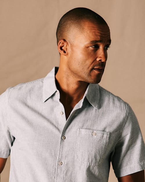 on model image of Easy Hemp Stripe Short Sleeve Shirt