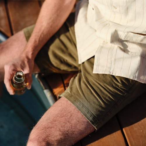 laydown image of 365 Cotton Linen Short - 7"