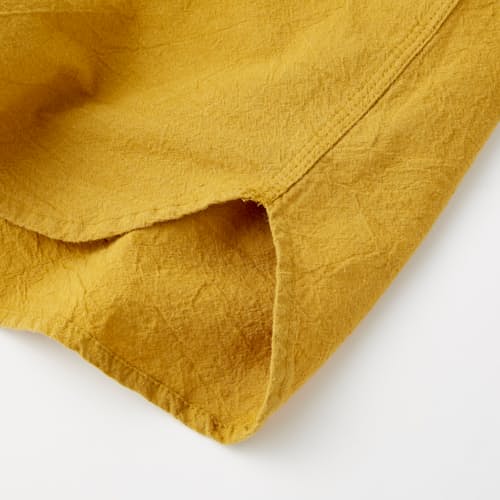 laydown image of Cotton Linen Short Sleeve Shirt