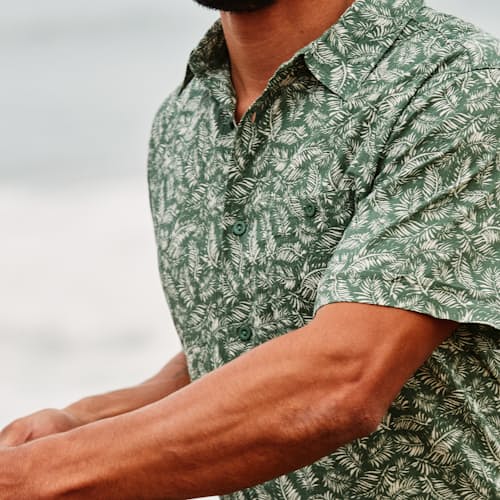laydown image of Crinkle Cotton Easy Short Sleeve Shirt