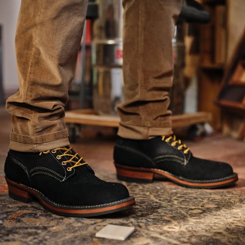 lifestyle image of 350 Cruiser