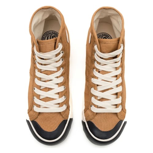 laydown image of Colchesters Hi Sneaker