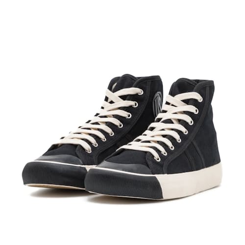 laydown image of Colchesters Hi Sneaker