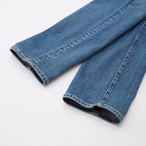lifestyle image of Italian Jean - Slim