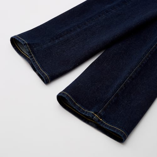 laydown image of Italian Jean - Straight