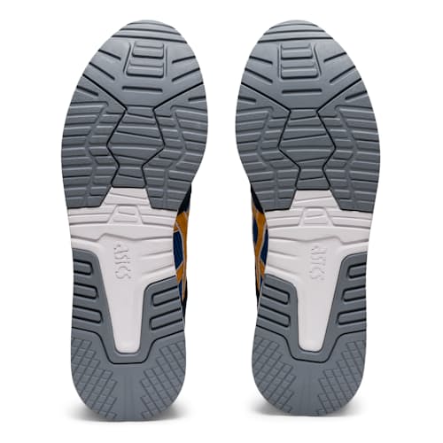 laydown image of Lyte Classic