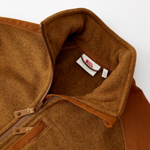 laydown image of Buck Fleece