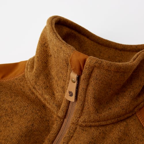 laydown image of Buck Fleece