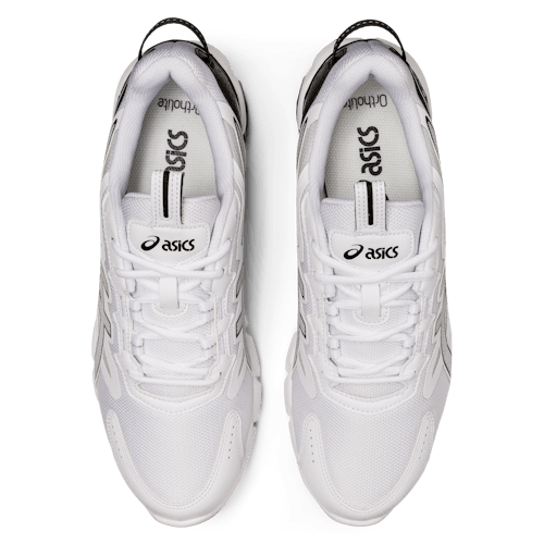 lifestyle image of Gel-Quantum 90 Sneaker