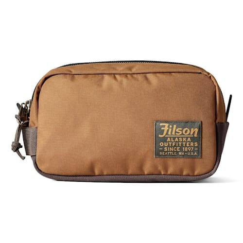 laydown image of Dryden Travel Pack