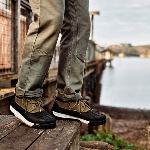 laydown image of Duckboot Low