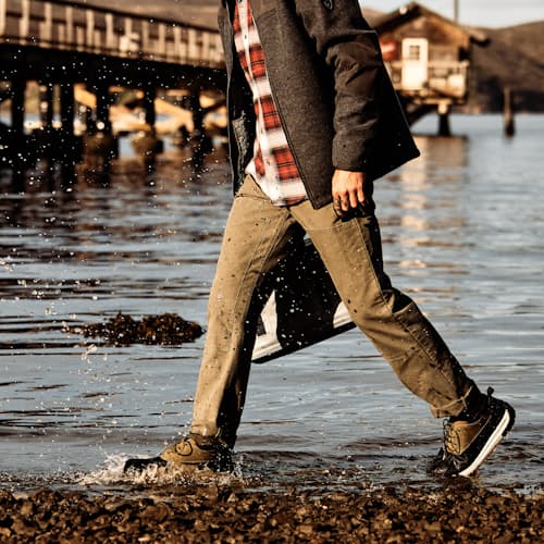 laydown image of Duckboot Low