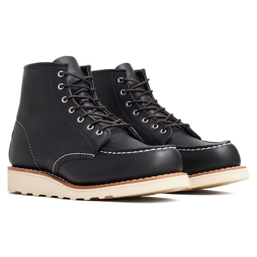 laydown image of Women's 6-Inch Classic Moc Boot