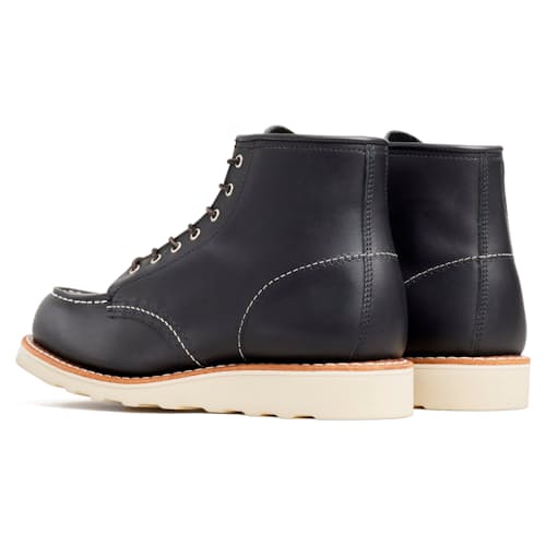 laydown image of Women's 6-Inch Classic Moc Boot