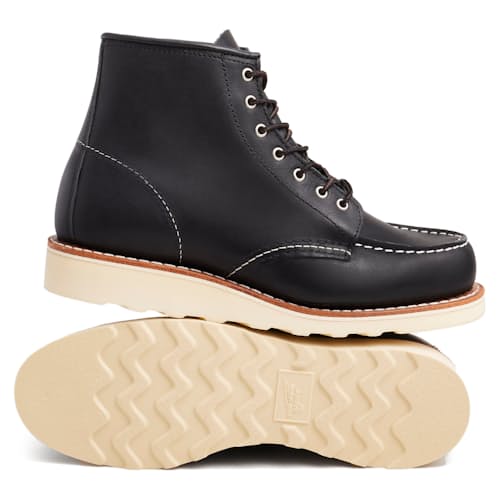 laydown image of Women's 6-Inch Classic Moc Boot