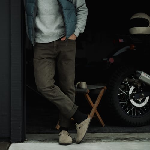 lifestyle image of Rover Double-Knee Work Pant - HB Slim
