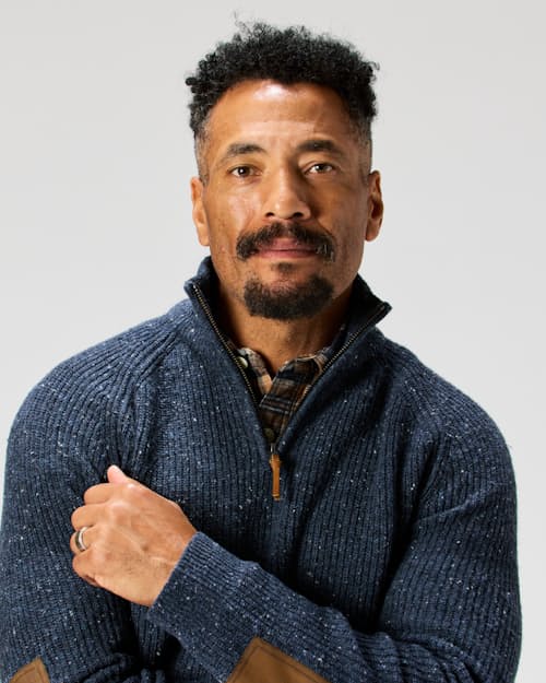 on model image of Highlands Guide Quarter Zip Sweater